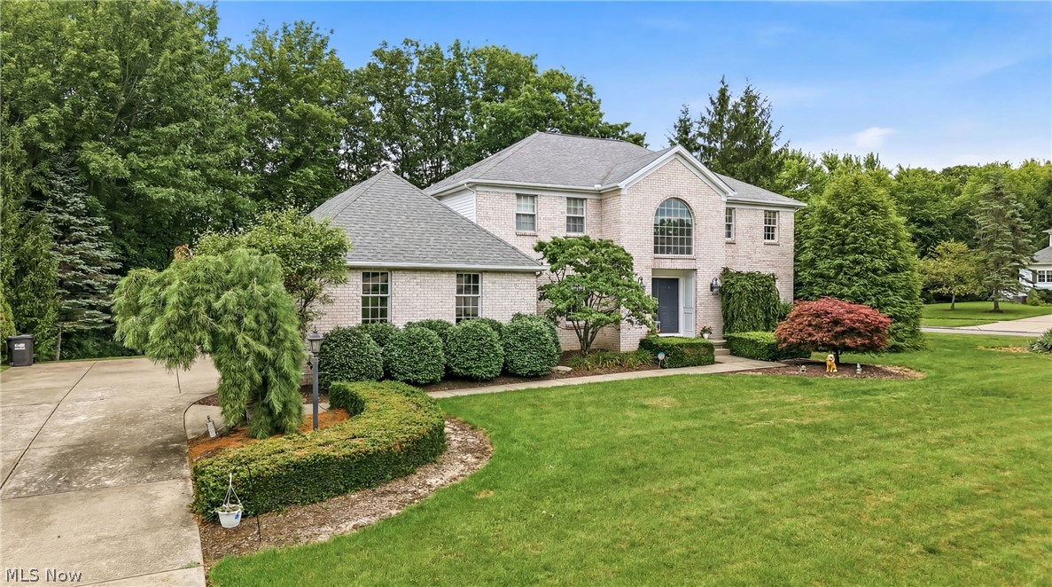 Russo-Lakhani Woods #2 - Residential