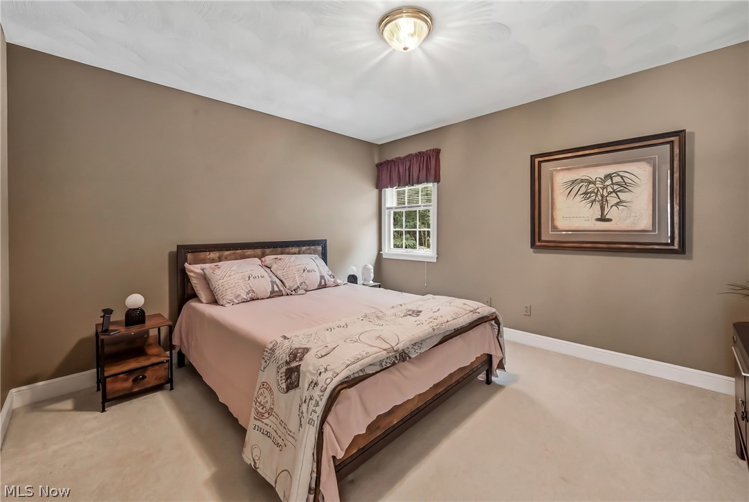 Russo-Lakhani Woods #2 - Residential