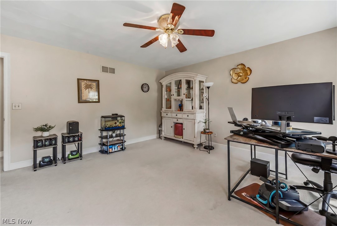 Russo-Lakhani Woods #2 - Residential