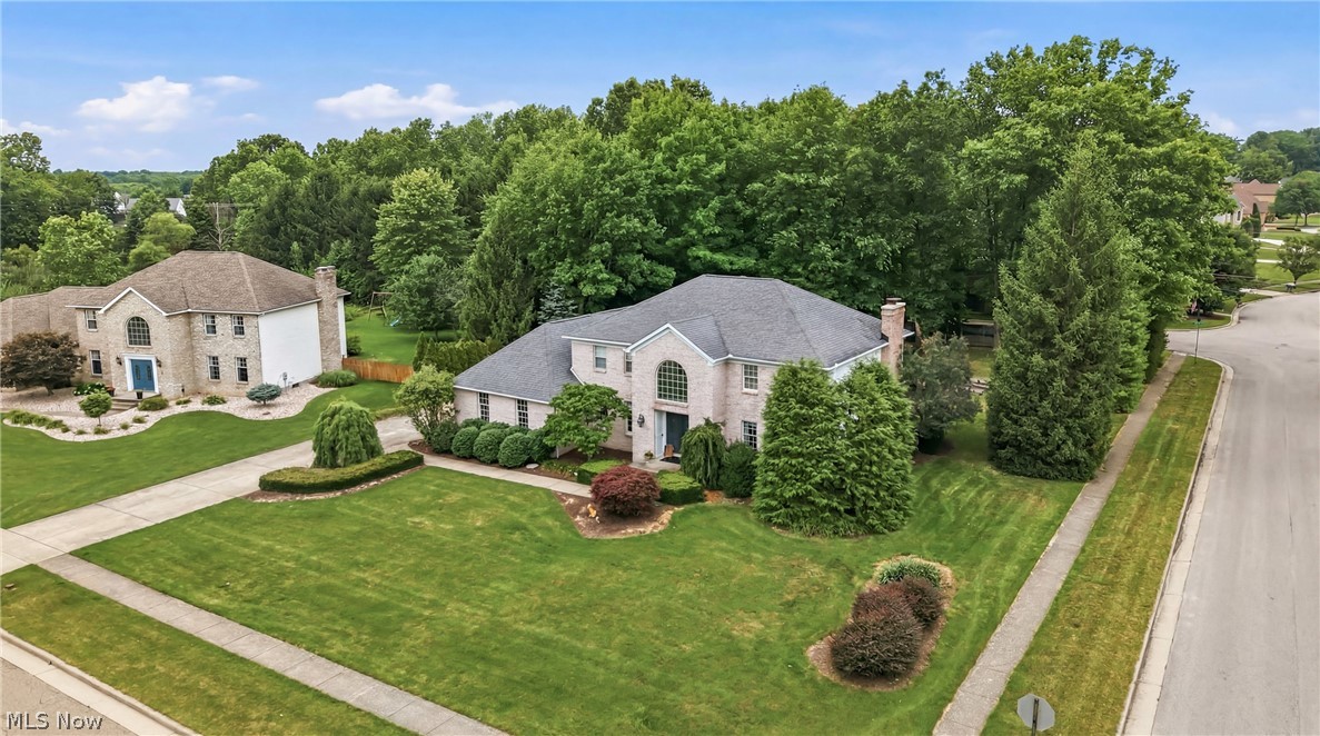 Russo-Lakhani Woods #2 - Residential