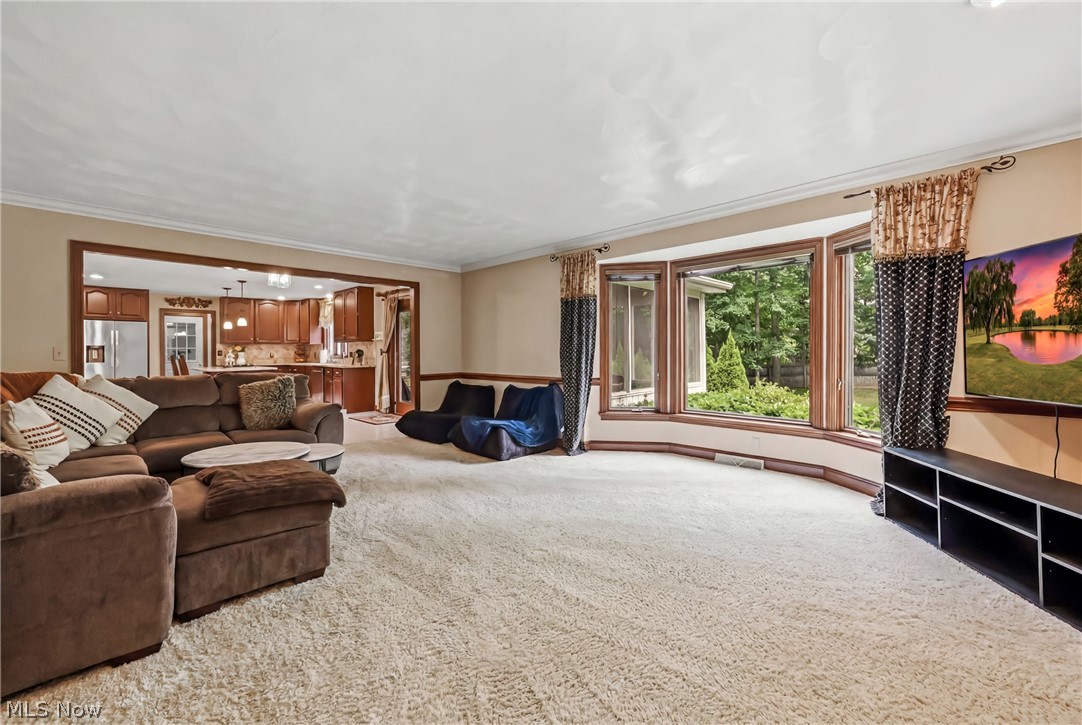 Russo-Lakhani Woods #2 - Residential