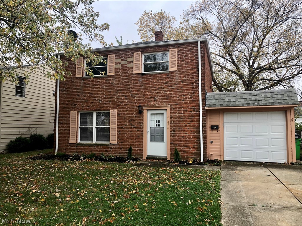 Euclid Colonial 3 bed, 1 bathroom. Freshely painted with new flooring in home. Neutral colors throughout. Laundry conveniently located on first floor. Includes Fridge, Stove and Dishwasher. Laundry is on first floor and nice sun room off the dining room . Attached, one car garage.