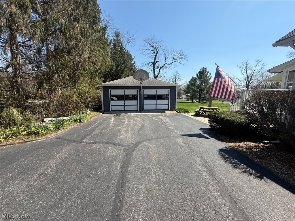 Lake Aquilla - Residential