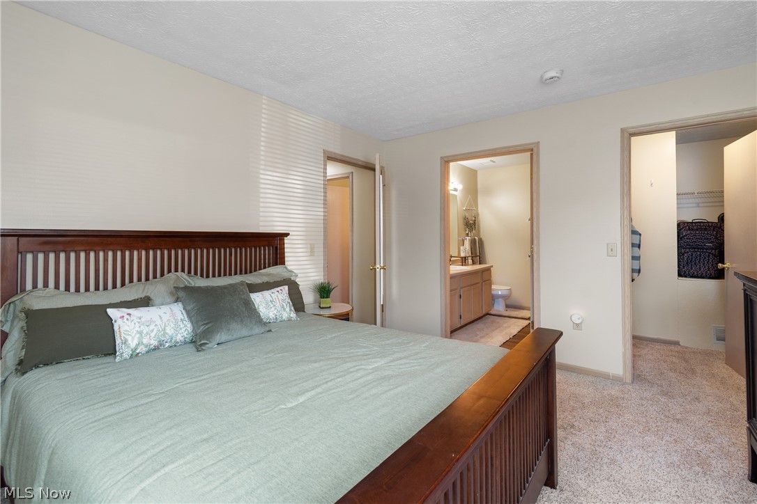 Brookledge Commons Condo - Residential