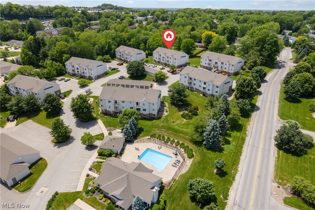 Brookledge Commons Condo - Residential