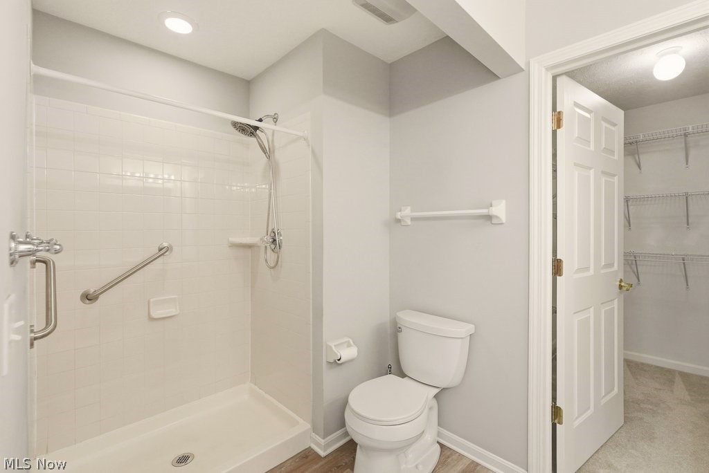 Villas/Hawthorn Woods Condo Ph - Residential