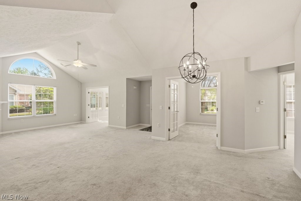 Villas/Hawthorn Woods Condo Ph - Residential