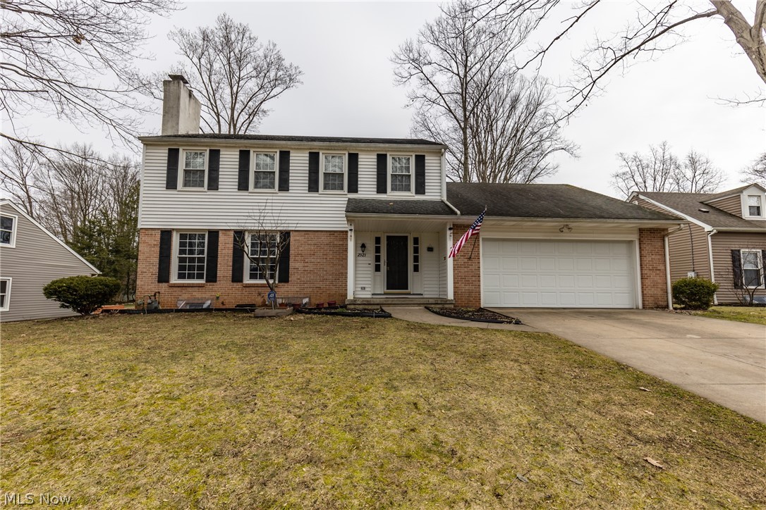 This Wonderful house is very spacious and cozy possessing 4 Bedrooms and 3 Bath Located in Woodridge School Districts have tons of Updates:Brand New AC 2021,Furnace 2012,Freshly painted all over the house,Brand New Countertop in the Kitchen,Partially Finished basement,Garage Door replaced 2021,Fully Fenced all around the Backyard,Amazing space for kids to play and hang out, Nature stone in the attached Garrage .Roof is approx. 20 years with 40 year shingle,Seller is also Leaving Washer and Dryer to the New Home Buyer.Call your favourite Realtor to make this place your sweet home.