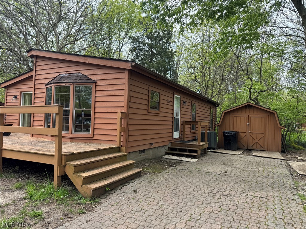 Island Club Sub - Residential