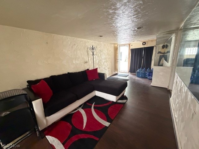 Shakerwood 06-8 - Residential