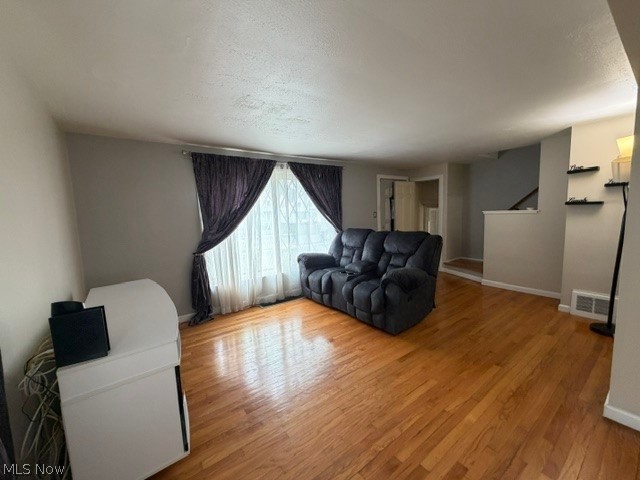 Shakerwood 06-8 - Residential