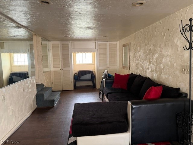 Shakerwood 06-8 - Residential