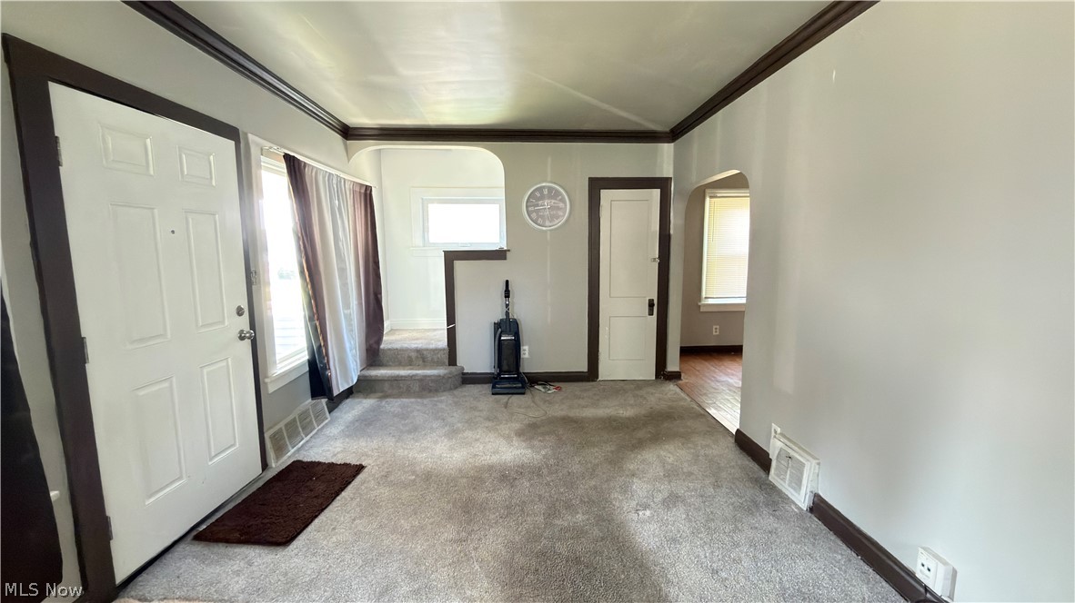 Seltzer-Round Companys Garfie - Residential