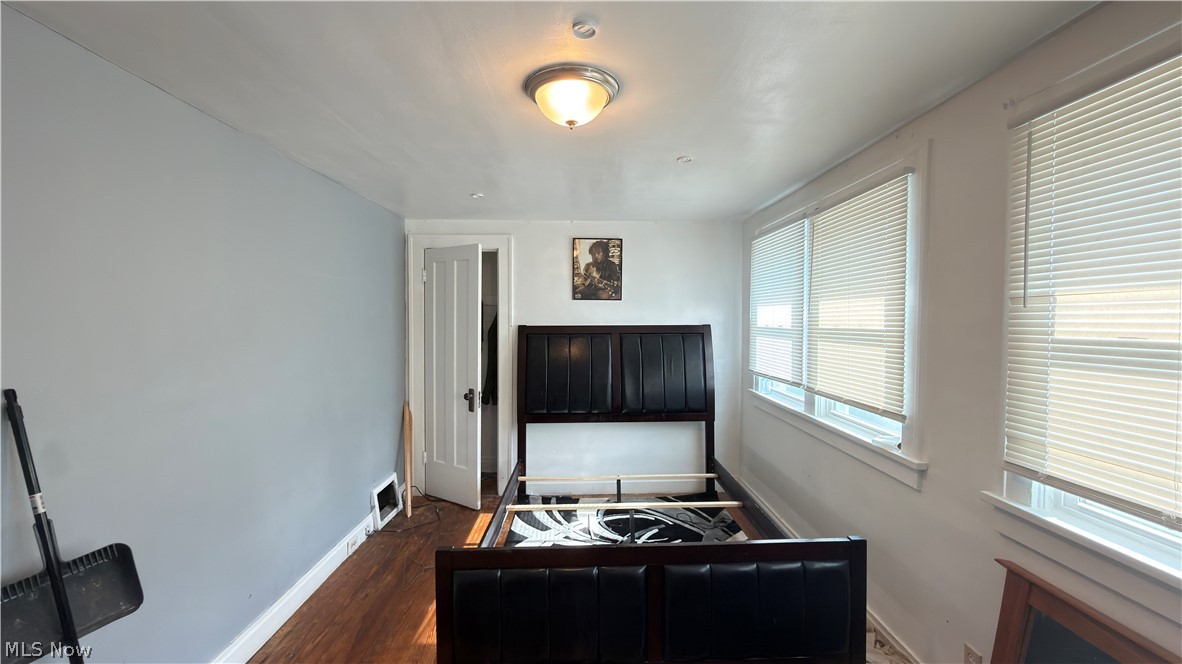Seltzer-Round Companys Garfie - Residential