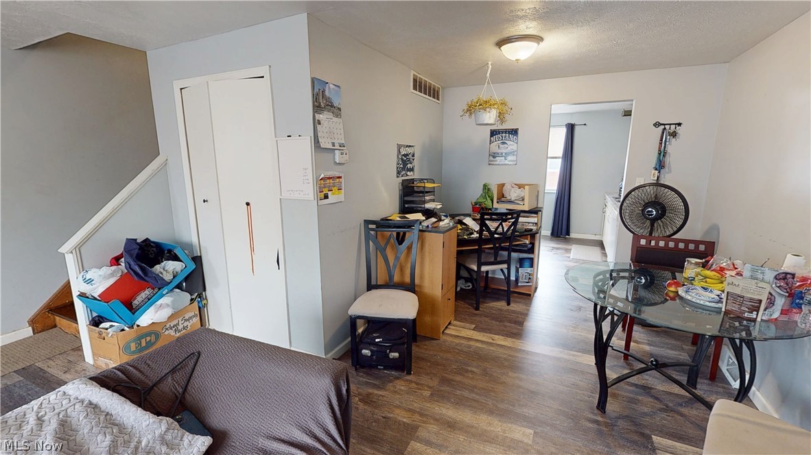 Clarkwood Condo - Residential
