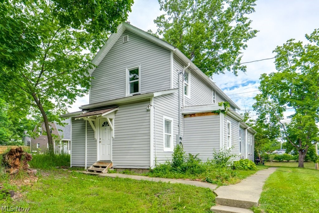 Akron - Residential Income