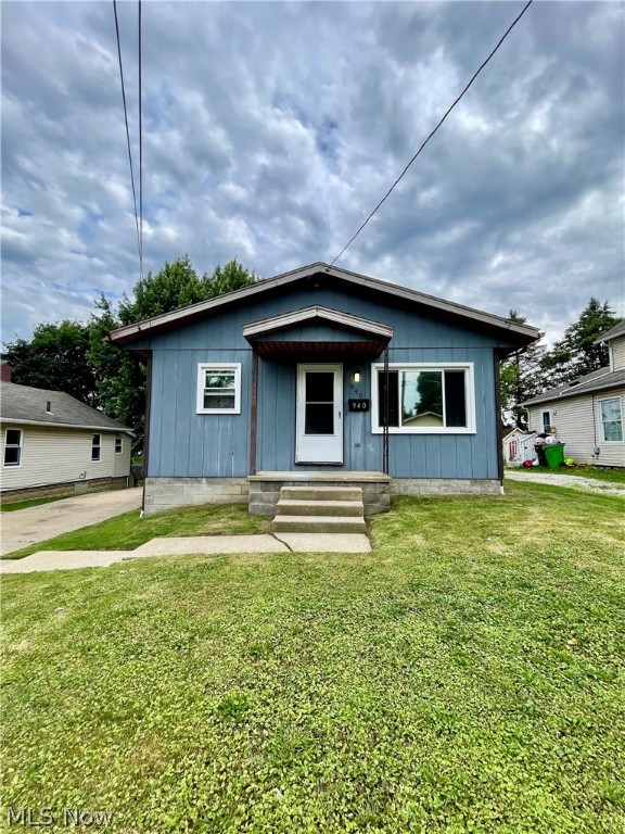 Nice 3 bed ranch home with fresh paint ready for its new owner. New vinyl windows throughout the house, large living room with newer flooring. 3 good size bedrooms with big closets, full bath on main level. Eat in kitchen comes fully applianced with gas stove! Basement is great for storage or room to grow! Washer and dryer included. Paved driveway, private back yard, nice size lot. Small storage shed stays. gas furnace with option to ad ac. Window units stay. New electric panel. Turn key, move right in ! Call for a tour today