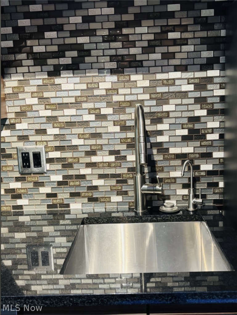 Lake House Condominium - Residential