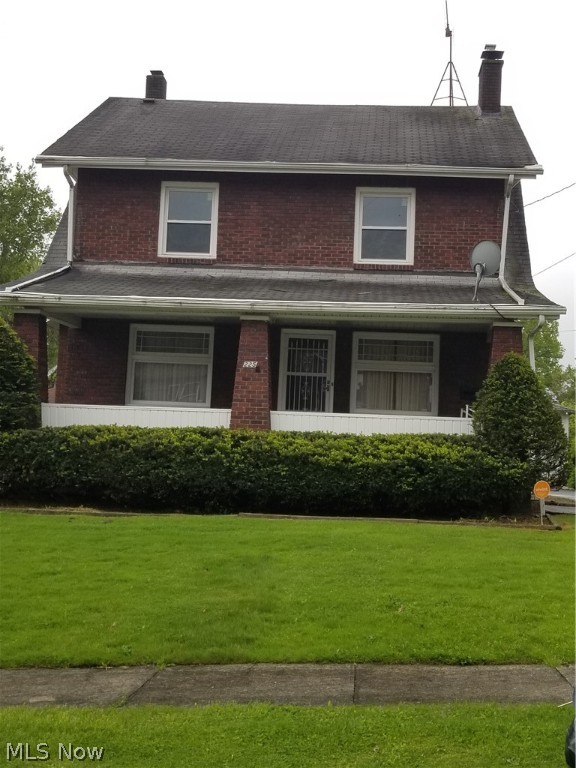 Well maintained Northside Gem - Must see, loaded with character.  Move in ready, 4 bedroom plus brick home with gorgeous remodeled main bathroom, mud room, 2nd floor bonus room (use as an office, nursery, play room, art studio, den, etc).  Partially finished basement with half bathroom, laundry/storage room and a bonus room. Just blocks away from the golf course, The Rayen Stadium, Harding Elementary, historical area, close to shopping & YSU. All appliances stay. Newer windows, light fixtures, and doors. 100 AMP electric panel, Dishwasher replaced in 2012. Maintained Central Air and Furnace, Finished attic is 4th bedroom. Welcome Home! Call now for your private showing!
