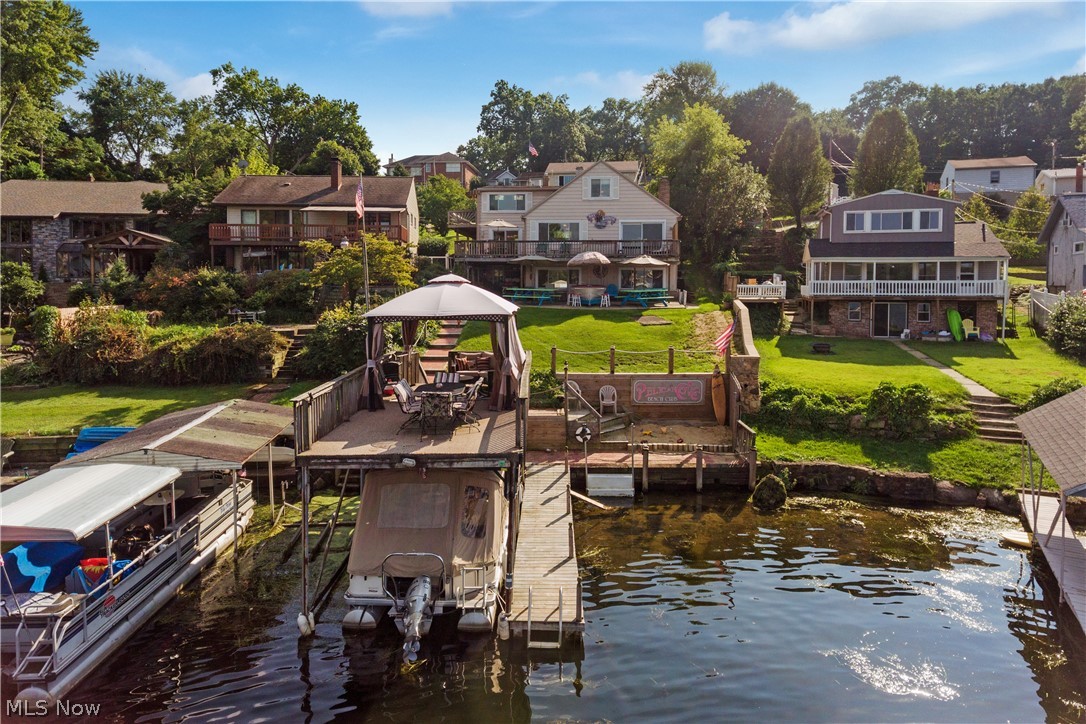 Oak Point - Residential