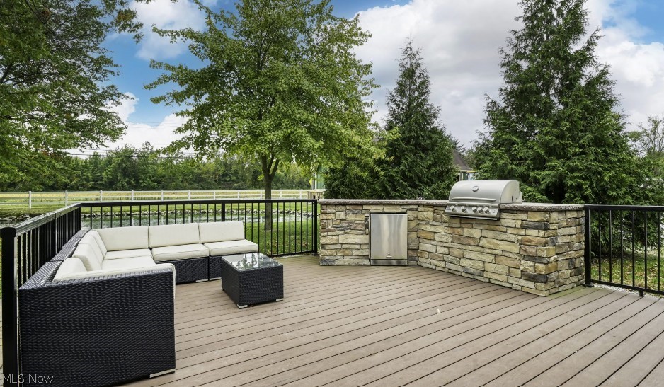 Twin Lakes - Residential