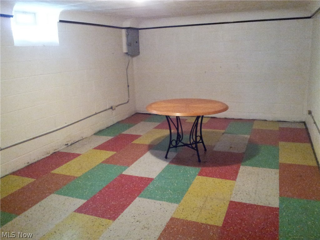 Allen & Coopers - Residential Lease