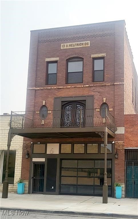 Three Full Floors of versatile space – ideal for retail, office, restaurant, studio, or residential conversion
Located in the vibrant, up-and-coming Historic District of Lorain, just steps from Lake Erie and the Black River,
Charming architectural details with historic brickwork, high ceilings, and large windows
Street-level retail space ready for business. Upper floors perfect for offices, loft apartments, or boutique accommodations,
Basement with additional storage or utility space...This commercial property offers three levels of investment options, private main ceramic foyer entrance, retractable door leads to a spacious ceramic tiled floor, access to open floor plan, large granite bar area, two ADA bathrooms, partially completed kitchen, access to rear of building, second level offers spectaculars views from the second story custom double door and balcony that faces Broadway Ave., seating area, large framed bar, potential restrooms, access to rear roof, third level is ready for your finishing touches, lots of character and so much more. Don't miss out on this amazing opportunity to own a unique historical commercial building in beautiful downtown Lorain, conveniently located close to Lake Erie, Black River Landing, Palace Theater, shopping, schools, churches, etc. Call today for a private tour!