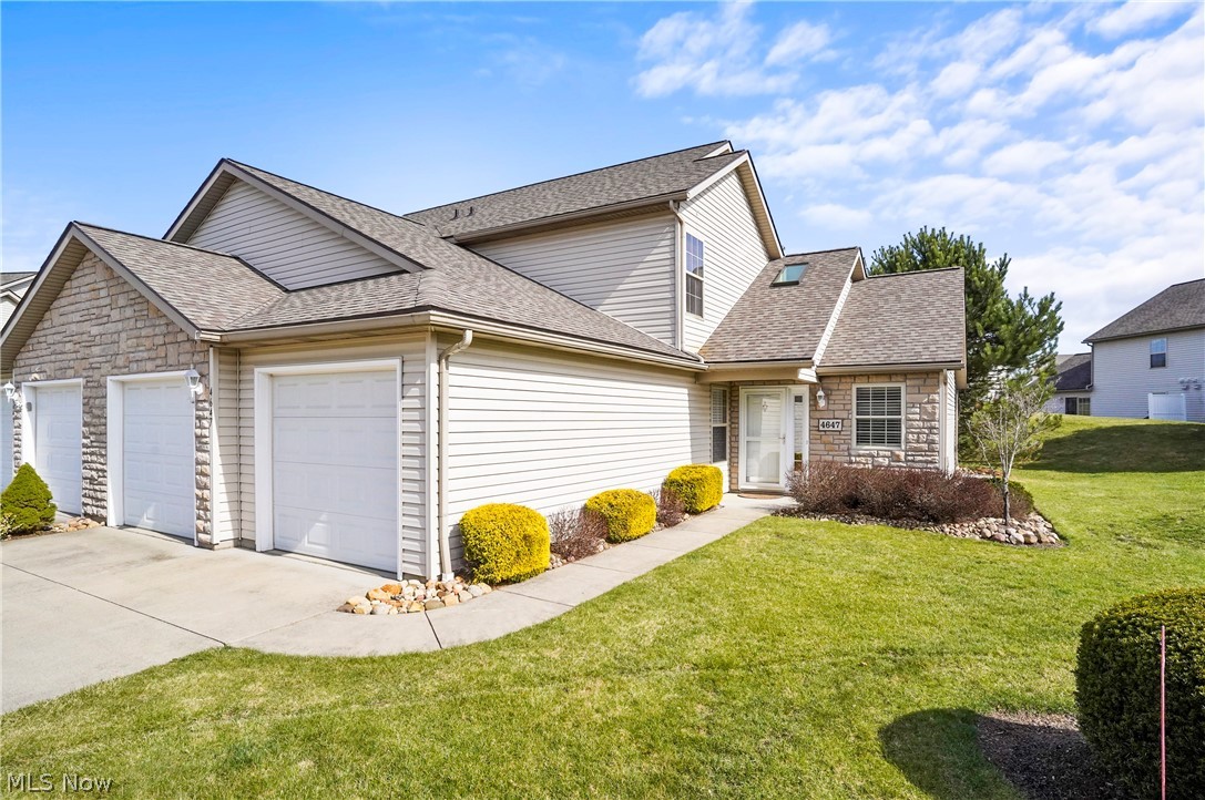 Creekside/Pleasant Lakes Condo - Residential