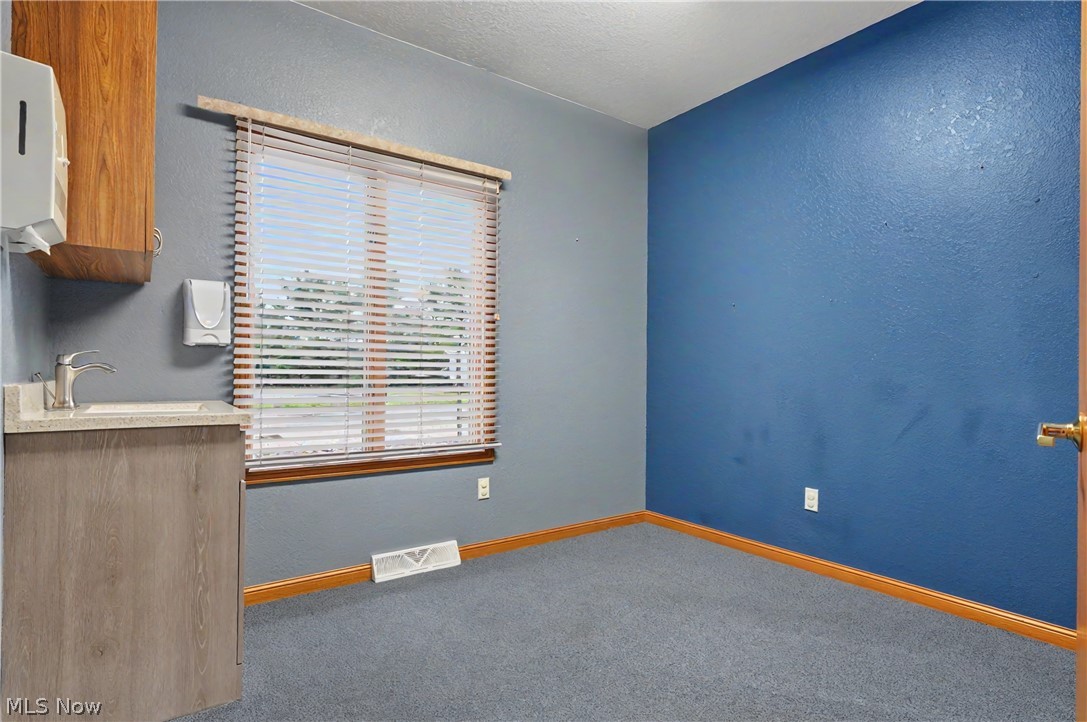 Southwestern Run Professional Park Condo - Commercial Sale