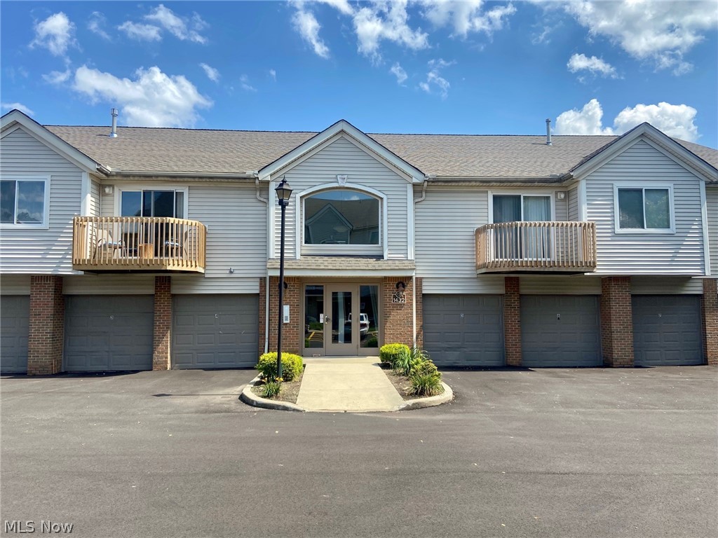 Brookledge Commons Condos - Residential Lease