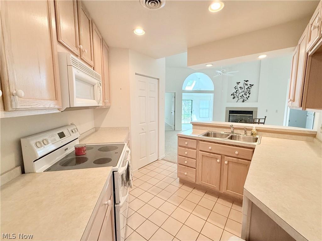 Summit At St Andrews Condo - Residential