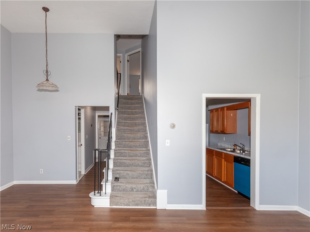 Countryclub Condo - Residential