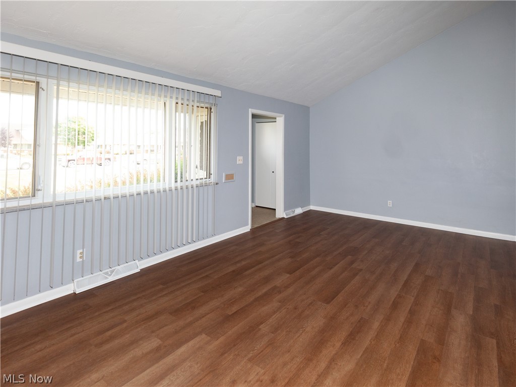 Countryclub Condo - Residential
