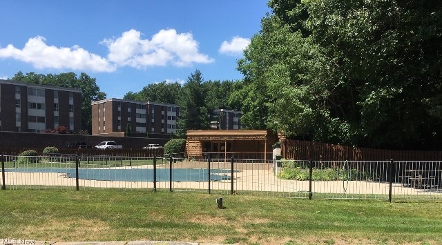 Silver Lake Towers Condo - Residential