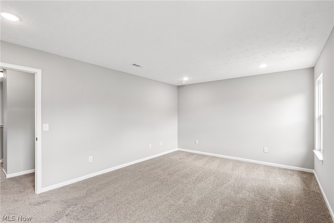 Summit at Forest Lakes - Residential Lease
