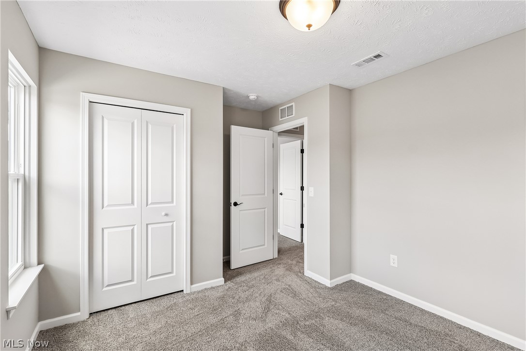 Summit at Forest Lakes - Residential Lease