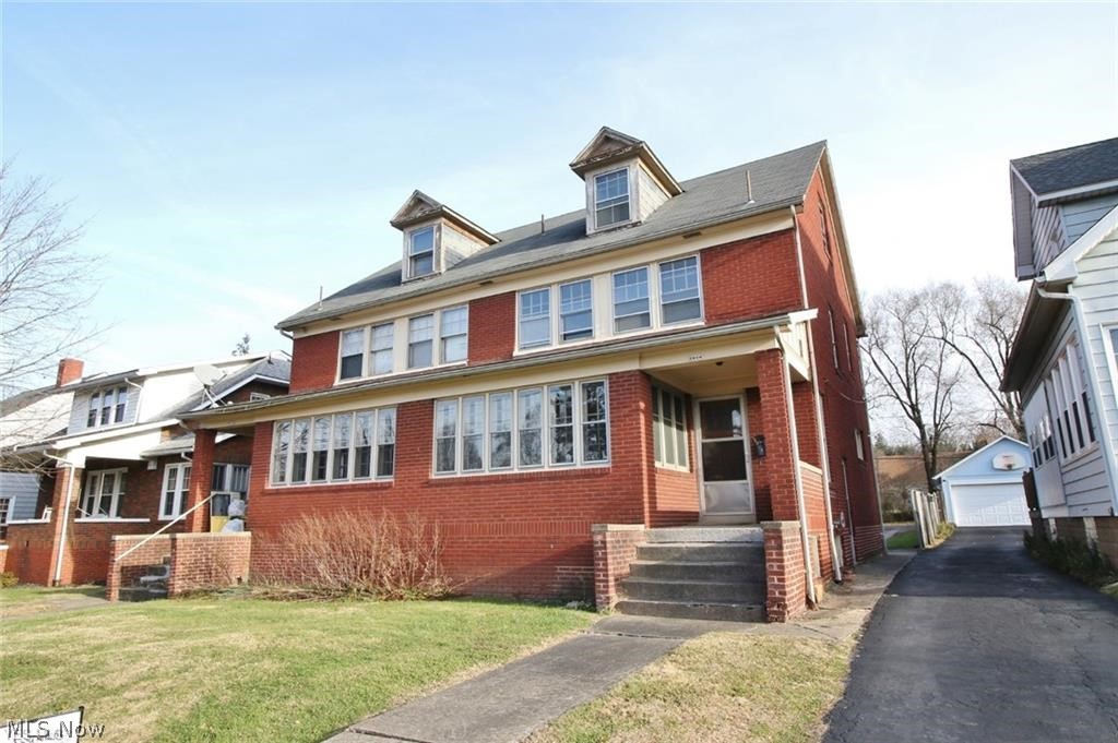 2 1/2 Story Duplex apartment consisting of 3 bedrooms with a potential of a 4th bedroom located on the third floor and 1 full bath. Unfinished basement available for storage. Tenant responsible for all utilities. All applicants subject to credit and background check.