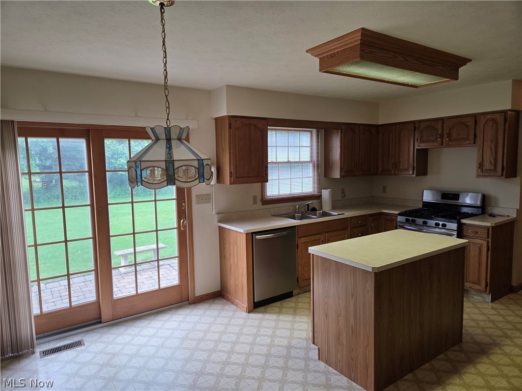 City/Canfield - Residential