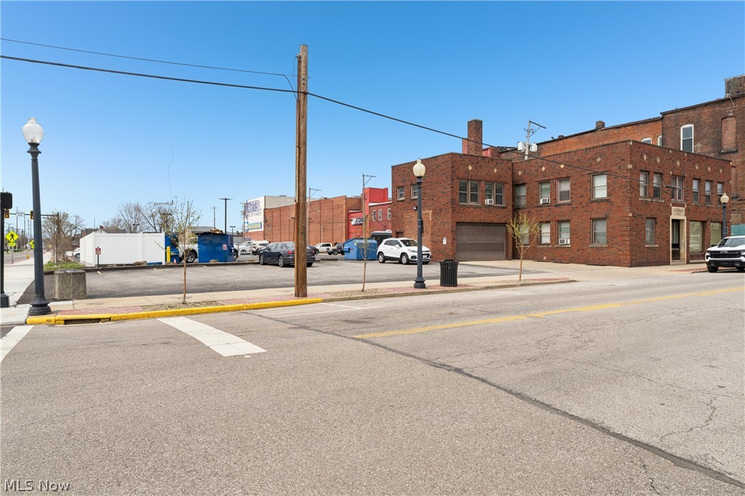 Barberton - Residential Income