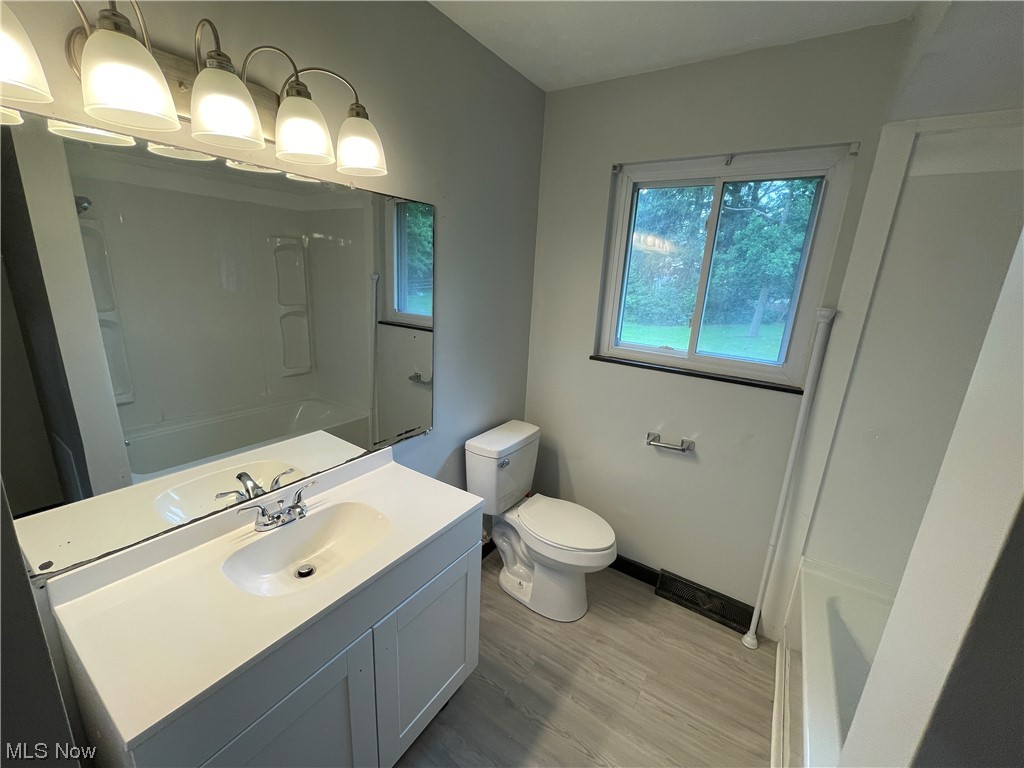 Gollin - Residential Lease