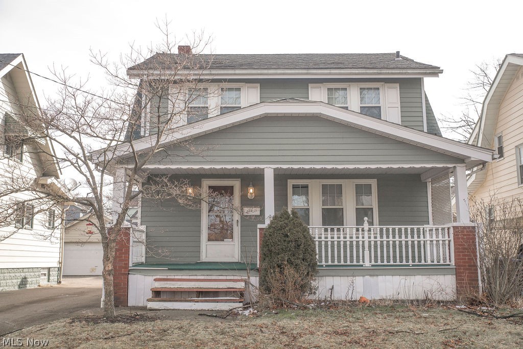 Well cared for home, many updates, close to the University Of Akron, This one will not last long. Schedule your private showing today.