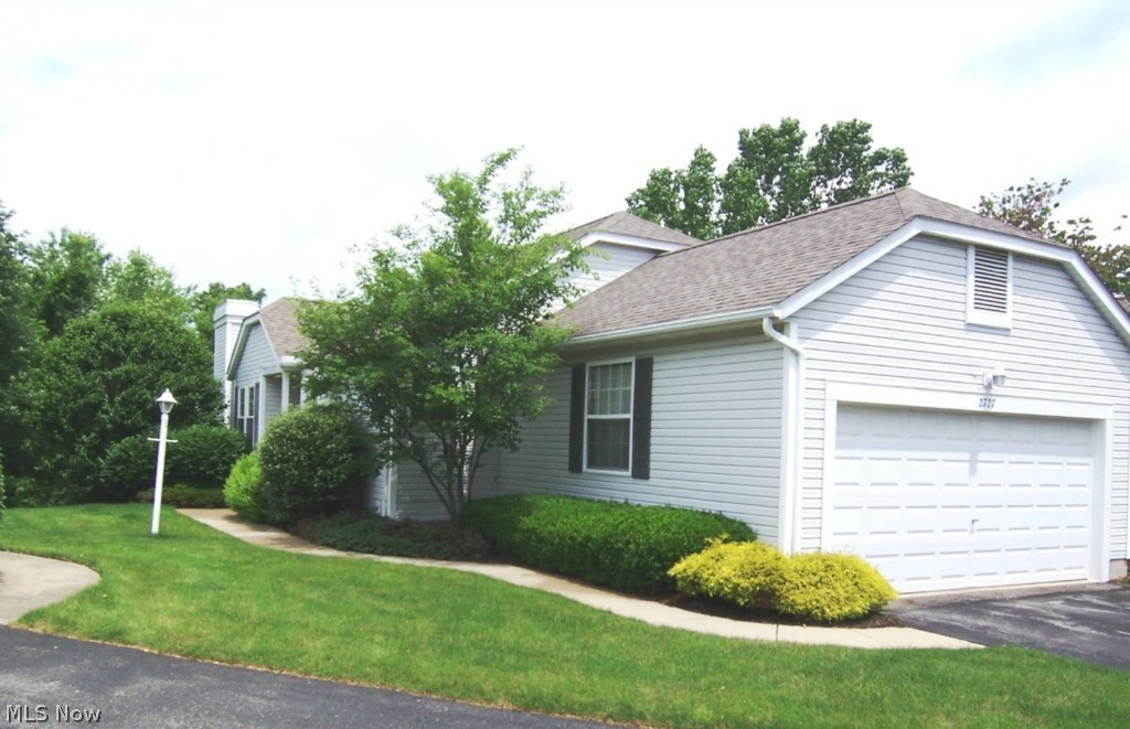 Woodbury Condo - Residential