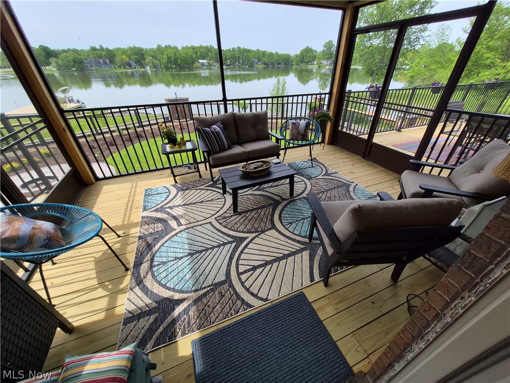 Cinnamon Lake - Residential