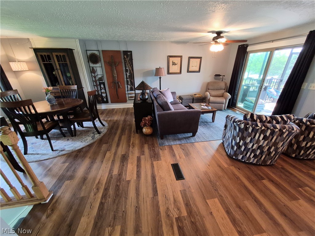 Cinnamon Lake - Residential