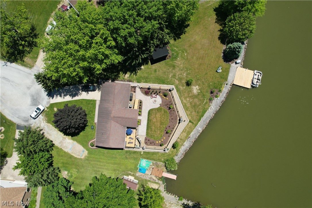 Cinnamon Lake - Residential