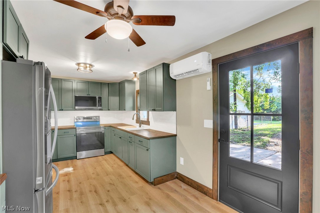 Senecaville 1st Add - Residential