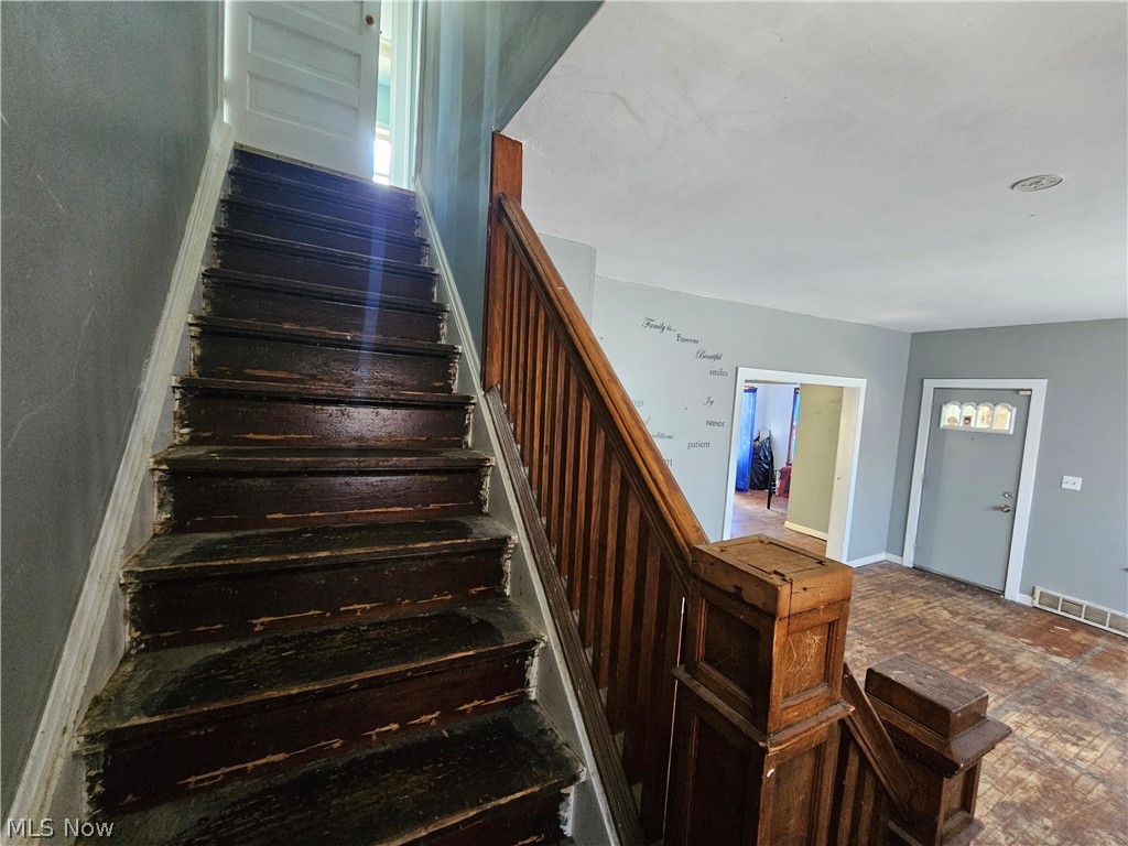 Clemont Realty Cos St Clair - Residential