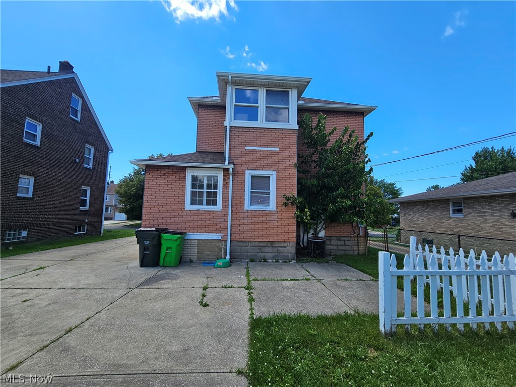 Clemont Realty Cos St Clair - Residential