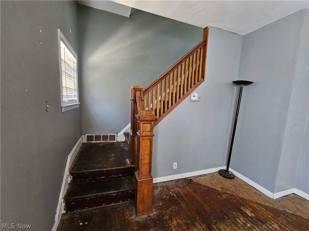 Clemont Realty Cos St Clair - Residential