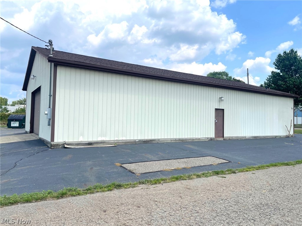 Canton City - Commercial Sale